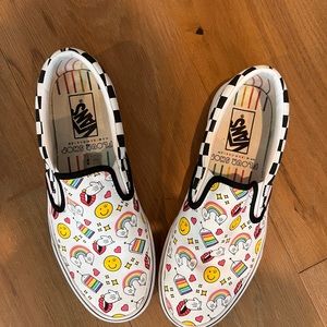 Classic Flour Shop Icon slip on Vans/slightly used